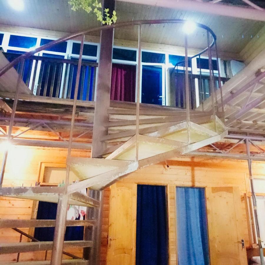 Guesthouse U Moti New Athos Ngoại thất bức ảnh